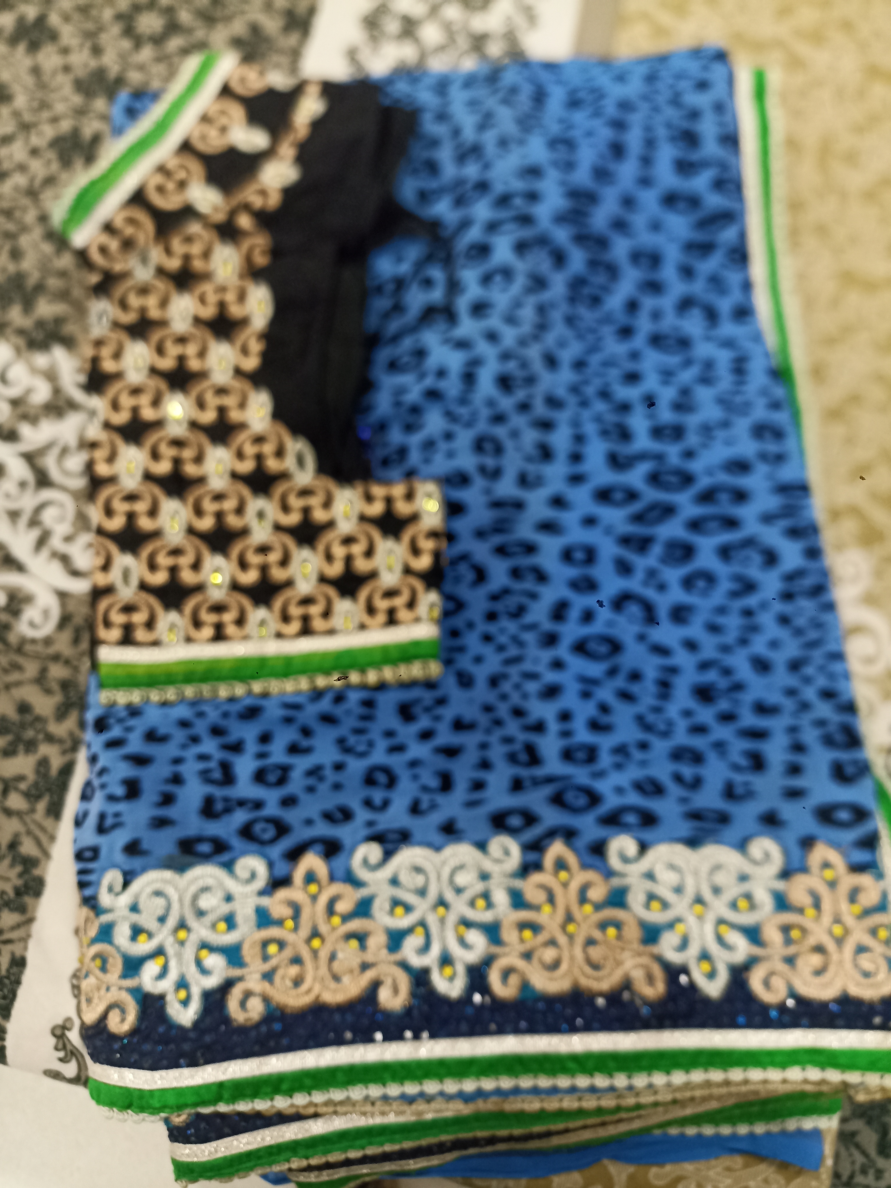 Saree Saree