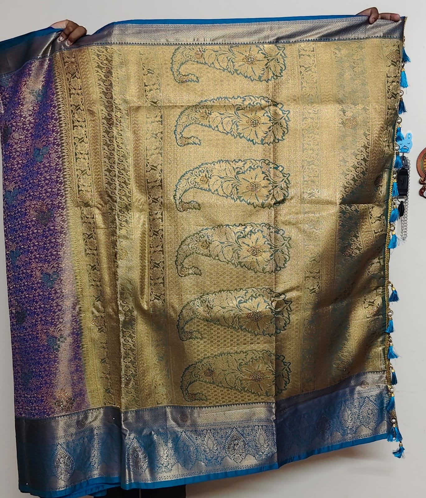 Saree Saree