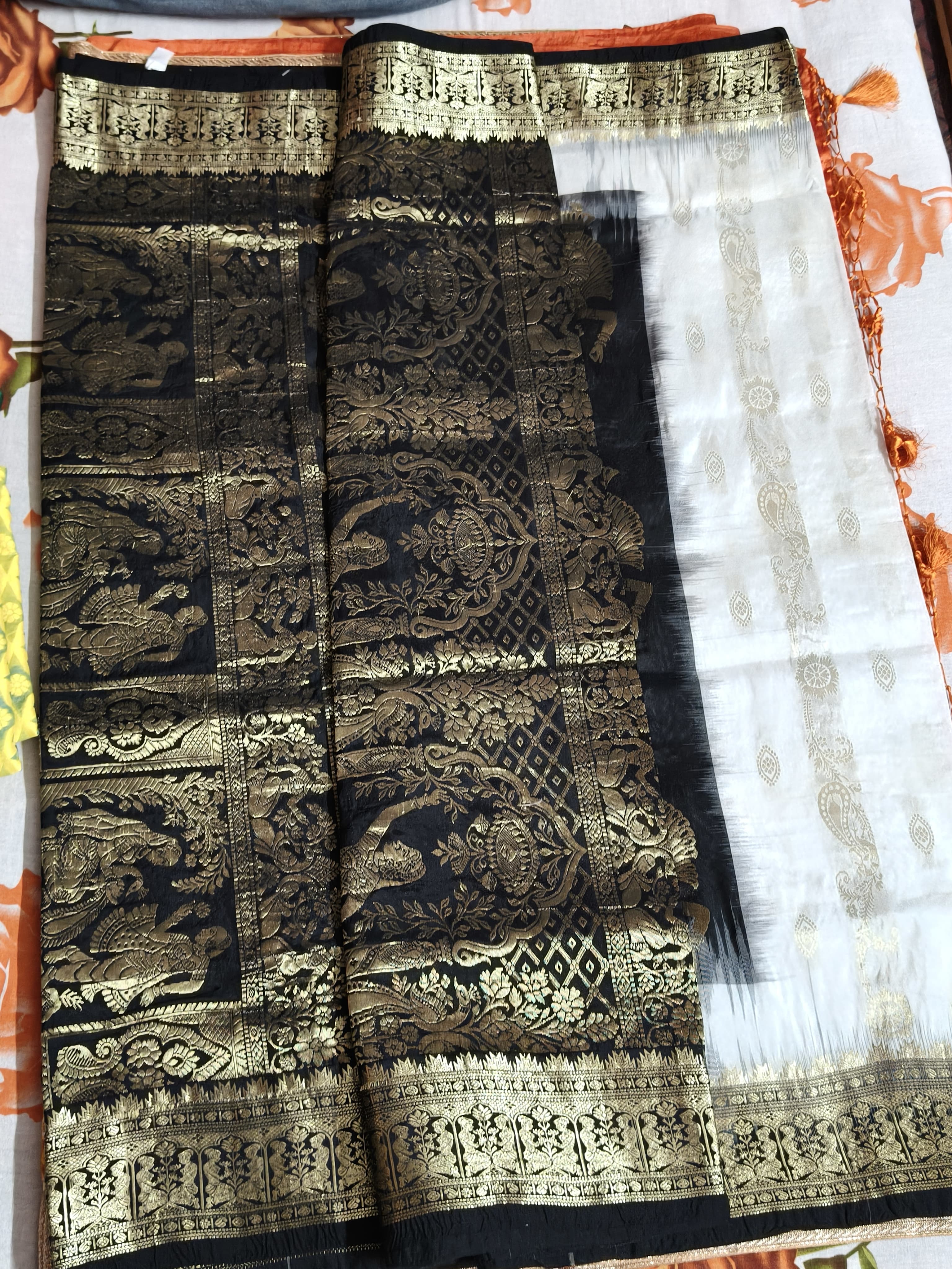 Want to sell old saree's 